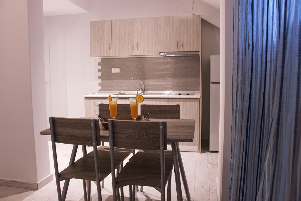 La Verde Apartments ลิเมนาเรีย ภายนอก รูปภาพ